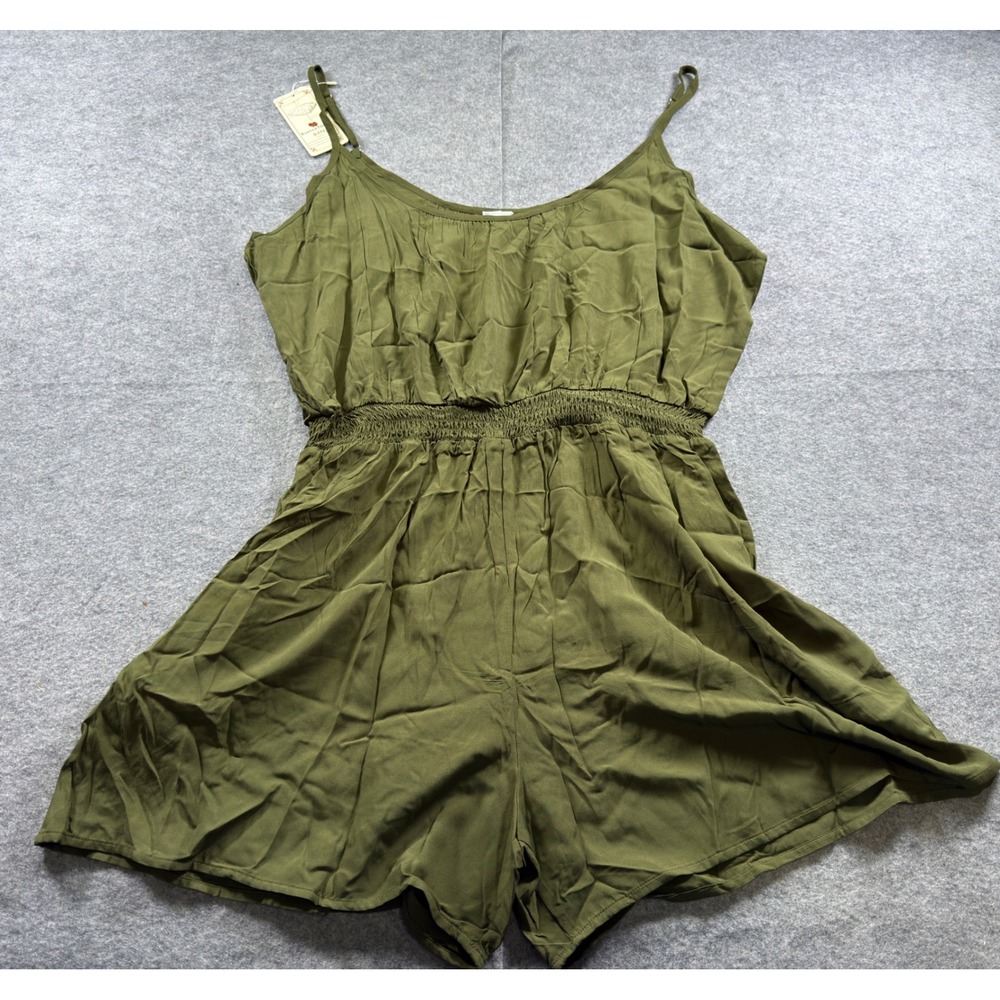 Buenos Ninos Romper Womens XXL Olive Green Smocked Waist Adjustable Straps NEW - Picture 2 of 14